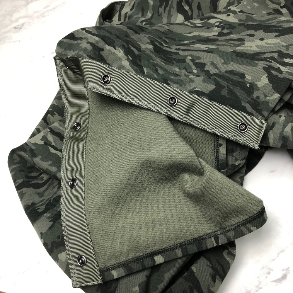 Lululemon Vinyasa Scarf *Cotton Evergreen Camo - Picture 8 of 8